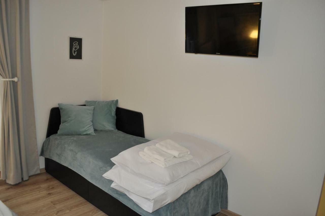 Apartmany Centrum Rajecke Teplice Bagian luar foto