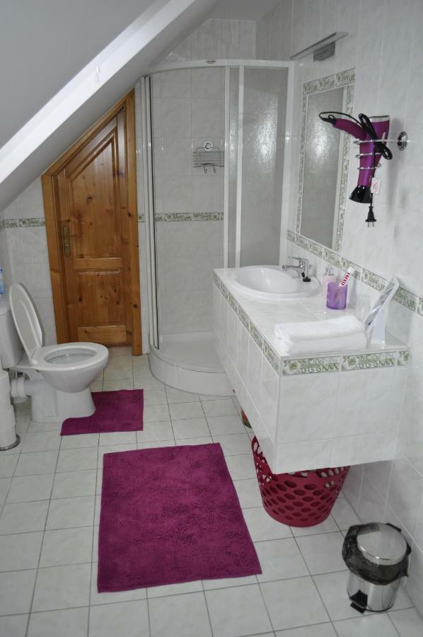 Apartmany Centrum Rajecke Teplice Bagian luar foto