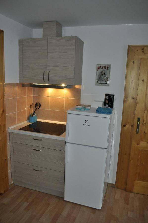 Apartmany Centrum Rajecke Teplice Bagian luar foto
