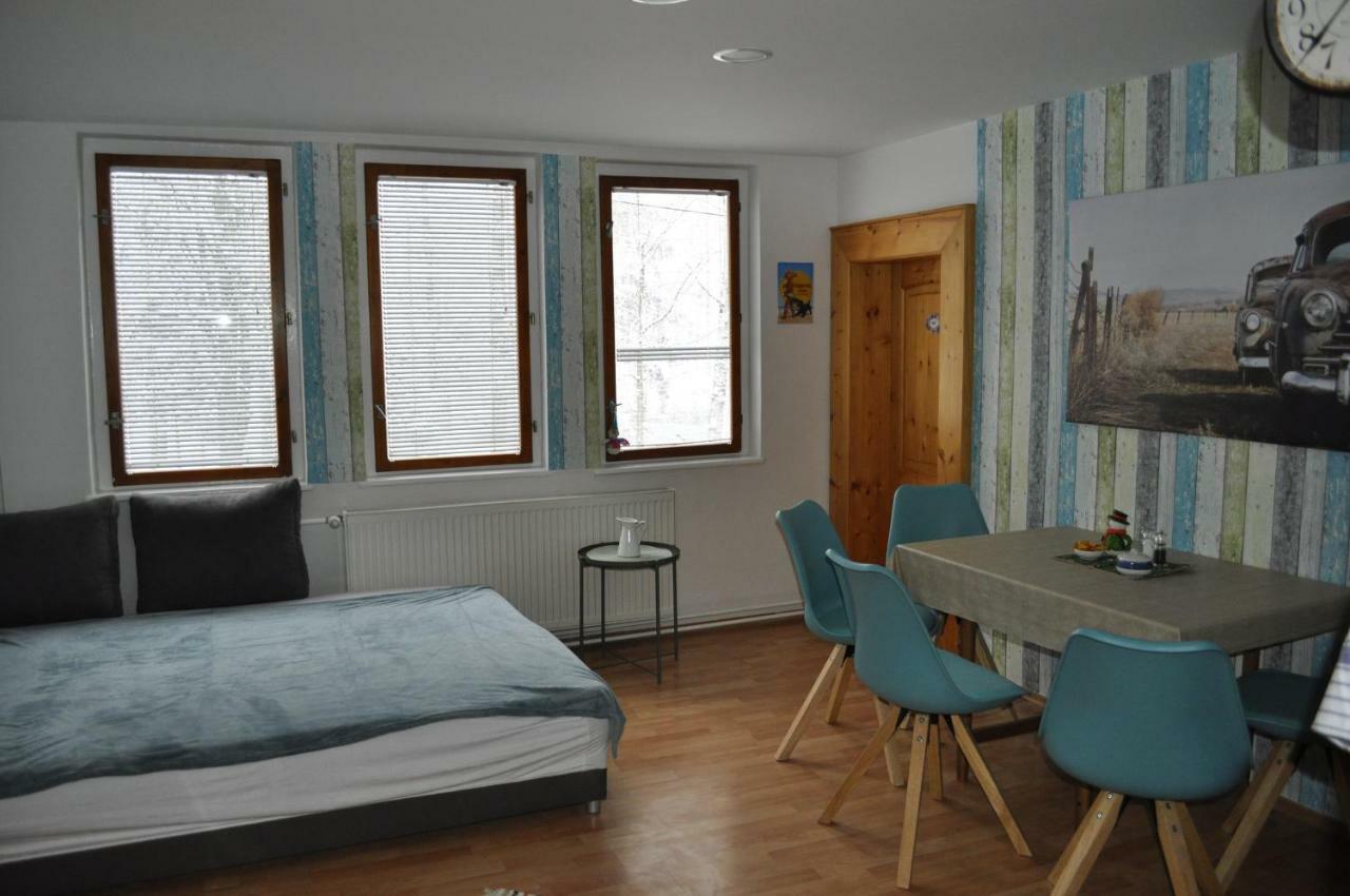Apartmany Centrum Rajecke Teplice Bagian luar foto